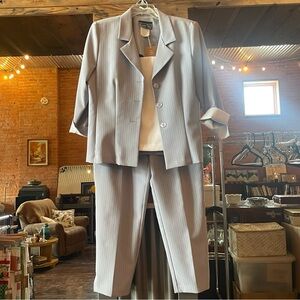 Suits US Gray Pinstripe Women’s Pantsuit Bundle